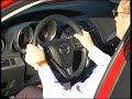 Primer capítulo de la serie Mazda Trucos de conducción, en coolaboración con la escuela TAC. En este capítulo podemos aprender a mejorar la posicón de conducción. Hazte fan de Mazda en Facebook: www.facebook.com
