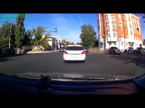 Я свидетель ДТП, Омск 25.08.2014 (Запись видеорегистратора)