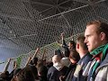 NEC supporters slopen net in het uitvak van vitesse