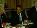 Raw Video: Obama Travels, Gathers With Aides