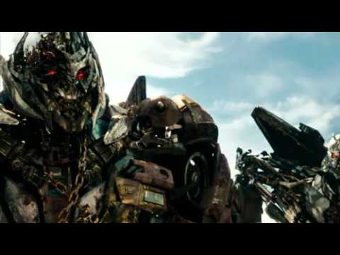 트랜스포머3 - megatron is in africa with starscream soundwave and laserbeak.