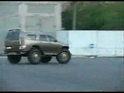 Ukranian 4x4 v/s Hummer