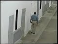 Candidato a alcalde de Pozo Cañada haciendo campaña.