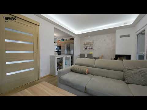 Video Moderní rodinný dům 4+kk se zahradou – Polerady u Prahy