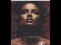 Karolina Kurkova vs Selita Ebanks Karolina Kurkova vs Selita Ebanks
