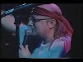 matti pellonp��n muistokonsertti 7.10.95. rummuissa elokuvaohjaaja mika kaurism�ki.