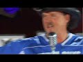 trace adkins kicks off 