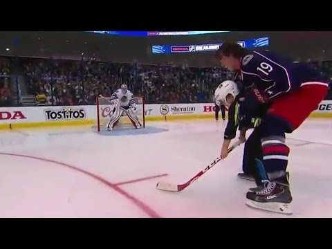 Video: Johansen and Voracek get help in Breakaway Challenge