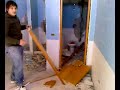 Distruzione porta siiiiiiiiiiii ! ! ! (gon172)