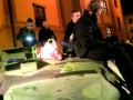 Idiot tar pansarvagns oskuld