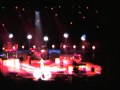 sheryl crow performs 