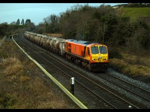 Dublin Cork Line - Iarnród Éireann's 201 class No. 205 takes a rake 4 wheel bubbles out of Sallins loop while working a Tullamore-Platin empty cement train seen at passing MP17...