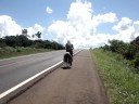 Pedalando pr�ximo a Santa Tereza do Oeste BR-277