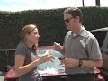 JENNA FISCHER HELD HOSTAGE BY RAINN WILSON JENNA FISCHER HELD HOSTAGE BY RAINN WILSON