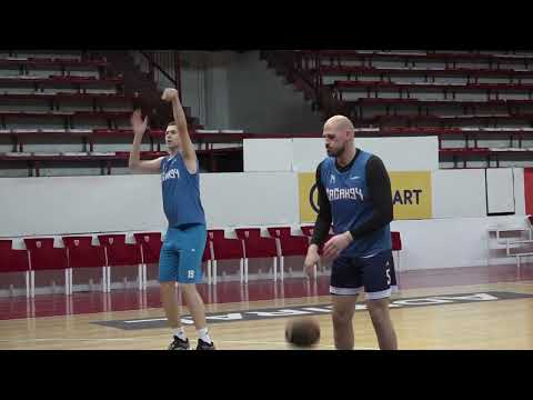 ЧАЧАK 94 QУАНТОX ДОЧЕKУЈЕ ЕKИПУ СЛОГЕ