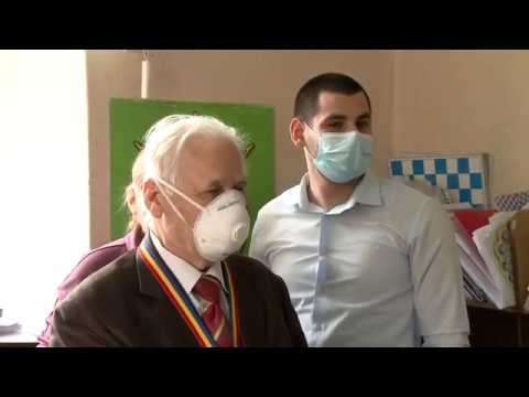 Igor Dodon l-a felicitat pe Președintele de Onoare al Federației de Șah a Republicii Moldova