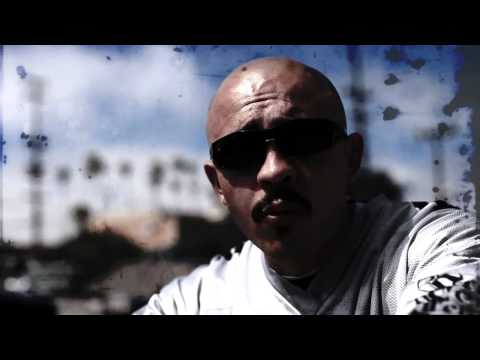 uprise - Artist-Centro Side Song-The Uprise.