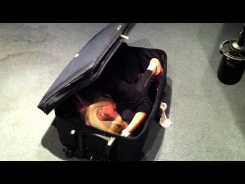 how to fit everything in a suitcase