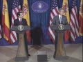 Aznar hablando tejano: Estamos trabajando en ello