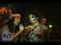 videos de NY Scene at the 2008 Halloween Parade -  Misti Garritano