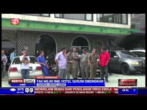 hotel di puncak - Satpol PP Kabupaten Bogor, Jawa Barat membongkar lima bangunan milik Hotel Seruni di kawasan Cisarua, Puncak, Bogor, Jawa Barat. Pembongkaran dilakukan karen...