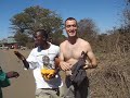 TRUEQUE EN ZIMBABWE TRUEQUE EN ZIMBABWE