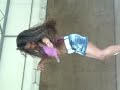 gitana bailando regeton 2