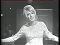 Live performance for the first time of this american standard. The first one in 1972.