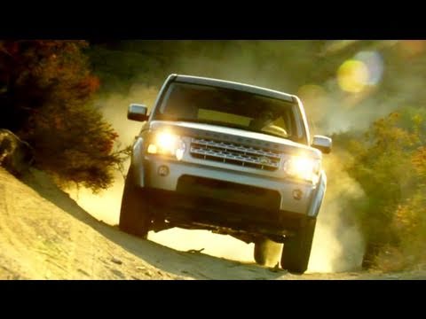 LR4 - FOR PRICING & SPECS ON THIS CAR VISIT: http://www.kbb.com/land-rover/lr4/ The Land Rover LR4 is a luxury SUV designed to offer buyers luxury, functionality a...