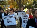 Billionaires for Wealthcare Serande the Masses on Capitol Hill - 11/5/09 (HQ)