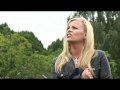 Astrid Schuurmans Kom Dan Bij Me Official Music Video and Lyrics