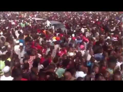 Vidéo et album photos de la manifestation de l'opposition du 27 février 2013