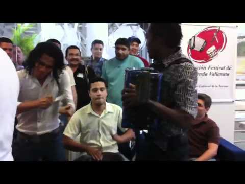 Guillermo Ortiz - Guillermo Ortiz inscribiéndose al Festival Vallenato con Kenel Kvrass y Juan De La Rosa