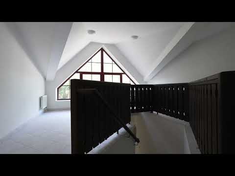 Video Prodej komerční nemovitosti 2 300 m², Modlany - Drahkov