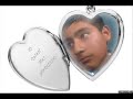 aprovechalo Jowell & Randy Composicion: jordiCiTTo Si voy donde ti, te saco a bailar No me digas que no No, no tengas miedo, sin pelse Yo me atrevo Aprovéchalo No soy un papi, pero muevo mi cintura De la'o a la'o No me tengas miedo, sin pelse Tú te atreves Aprovéchalo [CORO] x2 Eh oh, eh oh (aprovecha ma) Eh oh, eh oh (que estoy suelto...) Eh oh, eh oh (eh oh...) Aprovéchalo (aprovéchalo) Tú eres la que la monta La que de ley eres tu la Que los pary's encendidos se sueltan La que mujeres no soportan Primero la que mata eres tú La que quiero comerme completa Aprovéchame que hoy toy fácil Vamo y actívate pa vacilon bien fácil Hoy toy bien facil La sombra en el que dure Llévate pa el oscuro Aprovéchalo... Aunque aya mucho blimblim Bajadera de Fantin Hablando con la escolta, mas brinda'o que el Almin Benjamíne y Franklin Ya no hubo que la roca Después de tres copas te explota la nota Llego el papalon El que cuando te toca Tu mente alborota y te vuelve loca Tirate que yo te sigo Como mello te miro Quieres que los mas sueltos te veen castiga'o Así que gata ven, que te vo a someter Con mi liri liliren liren liren De humo alguien ma Tú eres un ten Dale pégate, que ahora es que [CORO] x2 Con ese boom boom Bota casi a to la competencia A to la competencia Con ese boom boom Quiero ver si hay resistencia Vamo a la demencia, y darte el boom boom Que nos fuimo al gareton, hasta que salga el sol Hasta que estemos bien agua y sudor Los dos, de calenton Tú eres la que me quiero llevarla <b>...</b>