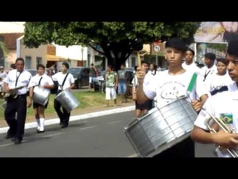 Desfile Cívico em paracatu 214 anos