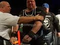 Andy Bolton at the arnold 2007(WR squat)