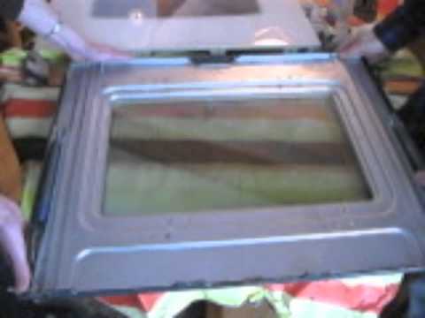 how to clean glass oven door