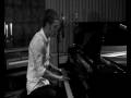Helpless (LIVE) - Mads Langer - Medley Studios - December 2008