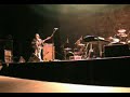 en janvier 2006, le comte de fourques �tait sur sc�ne au caf� de la danse � paris. d�couvrez en exclusivit� ce petit montage des r�p�titions du concert.
