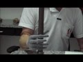 Celso testando a Mao Bionica - Ortopedia Conforpes