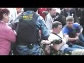 Видеоновость Еще одна драка с ОМОНом на митинге