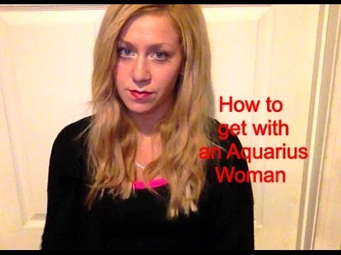 how to know aquarius woman in love