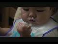 たっくん1歳の誕生日でケーキ鷲づかみ