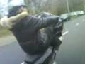 videos de runner wheelie