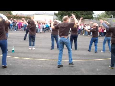 0 10 Awesome Teacher Flash Mob Videos