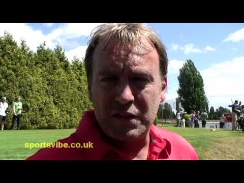 Phil Glenister shout