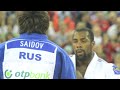 bien que diminu� par une blessure � la jambe et donc moins spectaculaire qu'� l'accoutum�e, teddy riner a d�croch� � budapest son troisi�me titre de champion...