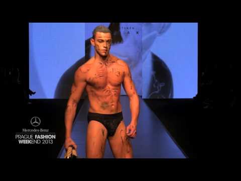 STINAK SPRING/SUMMER 2014 RUNWAY