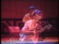 Mari Sano con charango - Cosquin 2003 solista instrumental